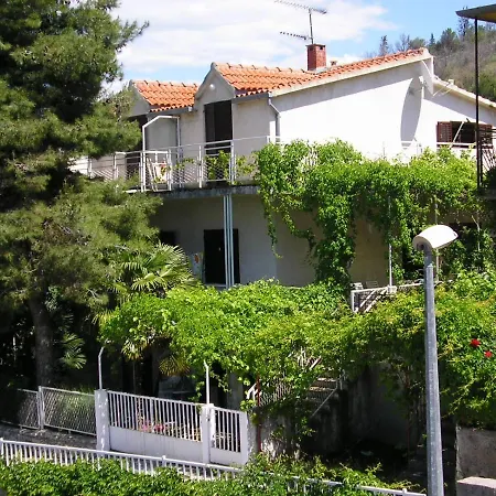 Nada Apartment *