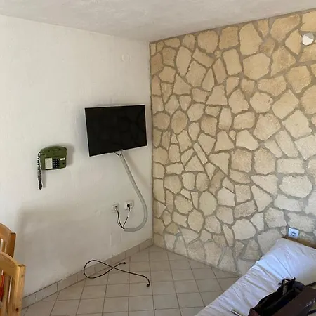 Nada شقة زابوريتش