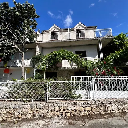 Apartment Nada Zaboric
